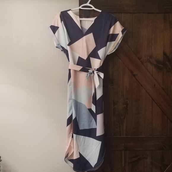 Dress - Picture 1 of 1